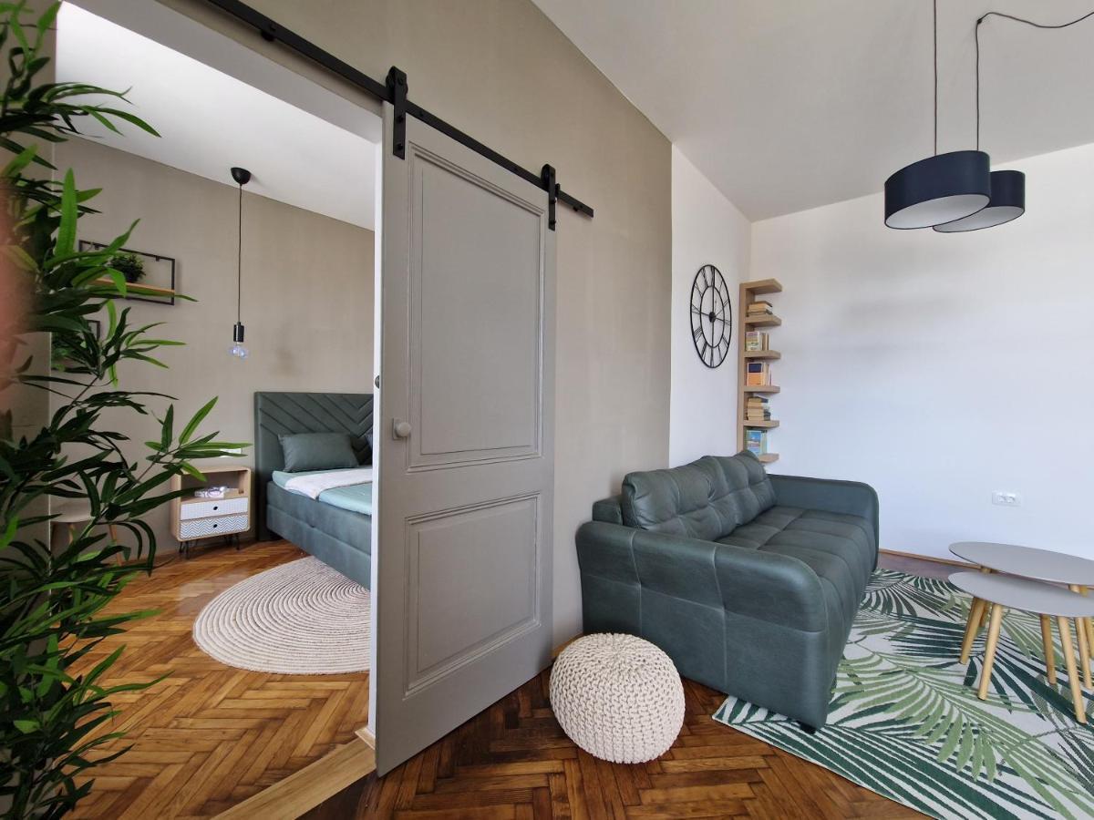 Citygem - Just Perfect For Two Apartment พูลา ภายนอก รูปภาพ